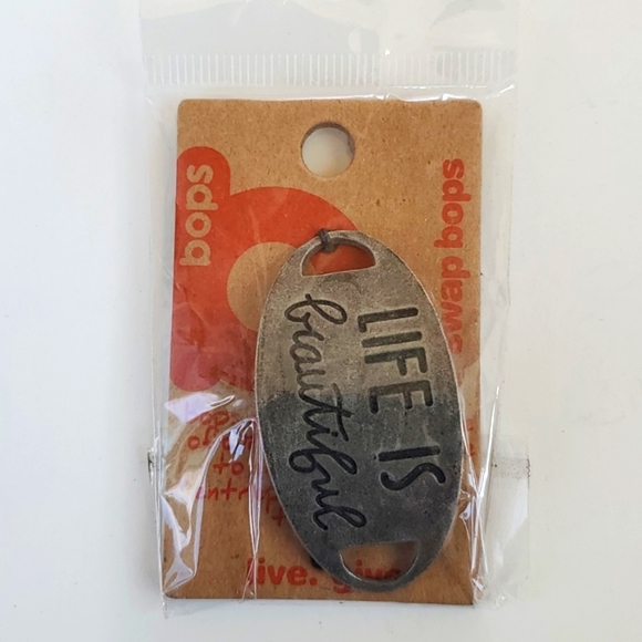 Boutique Swap Bops Adornment Charm Oval Life Is Beautiful Any Necklace Bracelet - Picture 1 of 5